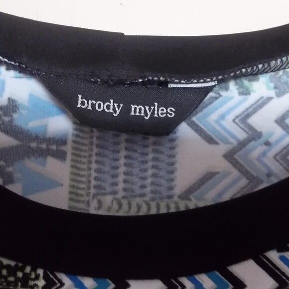 Tunic/tank - Picture 2 of 5